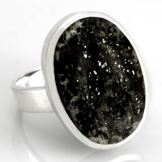 Stříbrný prsten (Ag 925/1000) s Black Sun Stone QA, vel. kamene cca 20 x 16 mm, RARITA (BSS7865R)
