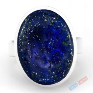 Stříbrný prsten (Ag 925/1000) s lapisem lazuli QAA, vel. kamene cca 22 x 17 mm,  noční obloha posetá hvězdami II  (LL7871R)