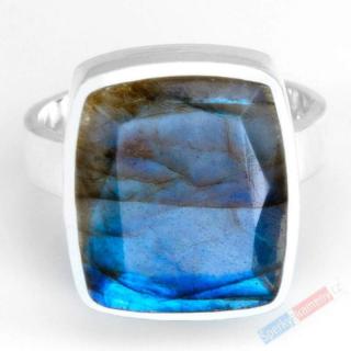 Unisex stříbrný prsten (Ag 925/1000) s broušeným labradoritem QAA, vel. kamene cca 18 x 16 mm (LB5142R)