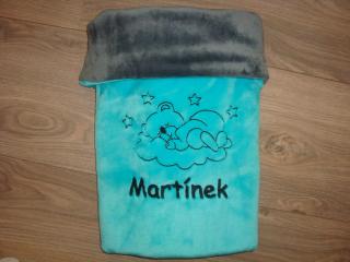 Dětská deka s medvídkem na mráčku -  jméno a barva na přání