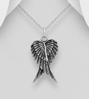 Andělská křídla ve tvaru srdce 6gr (Materiál stříbro Ag 925/1000 - oxidované)