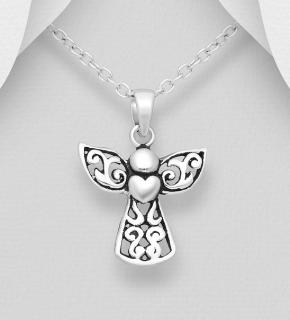 Přívěsek andělíček se srdíčkem 1,2gr (Šperky oxidované stříbro Ag 925/1000)