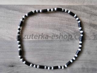 bizuterka-eshop.cz Dřevěné korálky na krk černo bílé BZ-07025