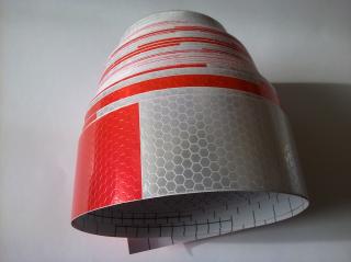 MaXeed lepící reflexní páska - červeno/bílá (MaXeed lepící reflexní páska - červeno/bílá)