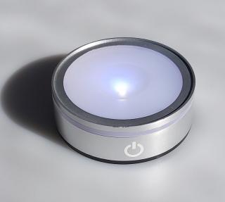 LED stojánek na skleněnou kouli (LED stojánek pro skleněnou kouli - stříbrný)