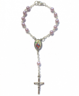 Růženec do auta – fialová perla 5 mm (S medailkou svatého Kryštofa)