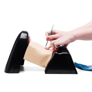 TruCric simulátor tracheostomie a koniotomie