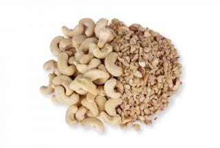 Kešu ořechy zlomky natural Hmotnost: 1000 g
