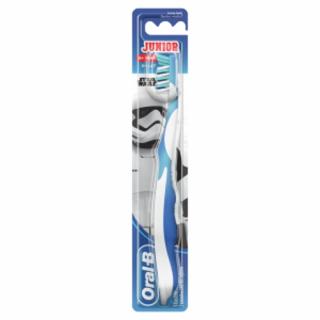 Oral-B Junior manuálna zubná kefka s postavičkami zo Star Wars