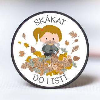 Skákat do listí