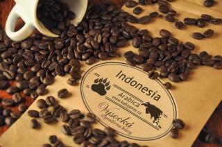 INDONESIA Bali - zrnková káva Arabica  (Káva z Indonesie)
