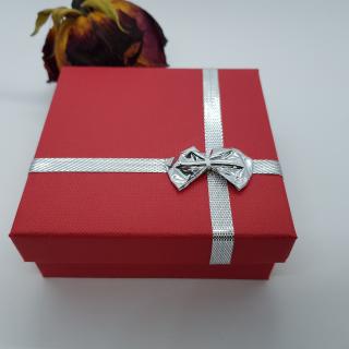 Luxusní dárková krabička červená