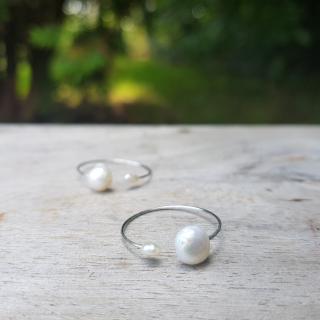 Perlení 3  Prstýnek (perly, nerezová ocel)