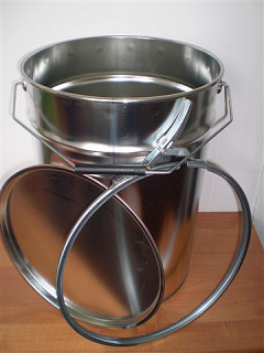 Plechový kbelík s drátěným držadlem + víko,spona,pojistka 10 L(1-11 ks)