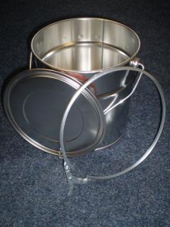Plechový kbelík s drátěným držadlem + víko, spona,pojistka 15 L (1-11 ks)