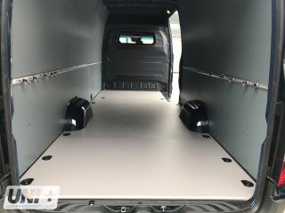 Podlaha Překližka 12 mm HEXA - Mercedes-Benz Sprinter (4707 mm) (r.v. 2018-)
