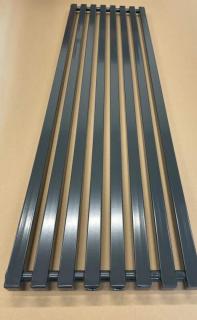 Quadrix Vertikal 388 x 1320 (8 el.) 50mm. RAL 7016, (VZ 2004)
