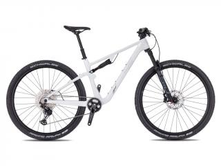 4EVER SONNIC ELITE LADY (white / silver sand) 2024 Velikost rámu: M, Průměr kol: 29", Výška rámu: (17" = 44 cm)