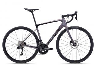 Giant Defy Advanced 1 Orion Nebula 2023/24 Velikost rámu: L, Průměr kol: 28  (700C), Výška rámu: (54 cm)