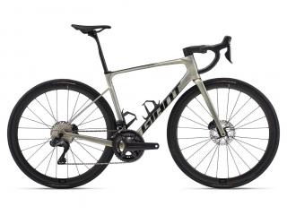 Giant Defy Advanced SL 1 Golden Haze/Panther 2024 Velikost rámu: ML, Průměr kol: 28" (700C), Výška rámu: (52 cm)