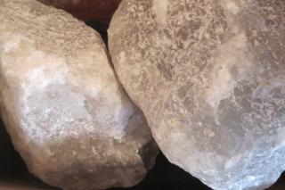 Přírodní kamenná kusová sůl 1 kg