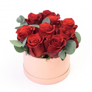 Květinový box z růží, doručení Beroun a okolí
