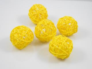 Koule ratanové 5cm - žluté (Dekorativní ratanové koule - pedig - průměr 5cm)