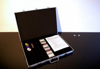 Pokerový hliníkový kufr pro 1000 ks žetonů (Pokerový polstrovaný hliníkový kufr pro 1000 ks žetonů)