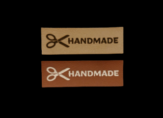 Koženkový štítek Handmade (Gravírovaný koženkový štítek )
