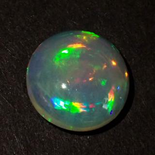 Drahý opál z Etiopie 11x11x5mm Váha: 3.27ct