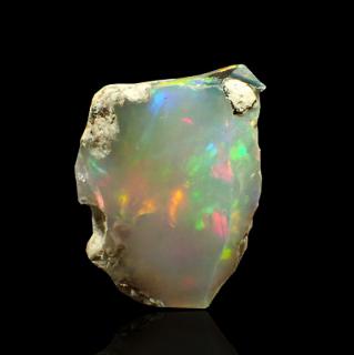 Drahý opál z Etiopie  20x14mm Váha: 1.78g