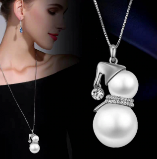 Dámský náhrdelník dlouhý s přívěskem SNĚHULÁK - bílé pozlacení