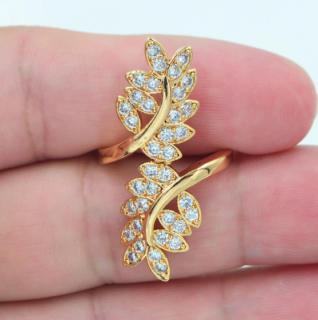 Elegantní dámský prstýnek se zirkony LEAF Velikost prstenu: 54,3mm