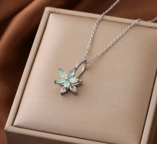Elegantní náhrdelník se zirkony Dvojitý Květ - bílé pozlacení