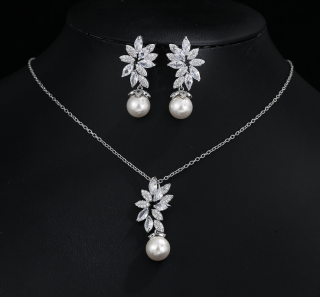 Luxusní souprava Delicate Zirconia s perlou - bílé pozlacení