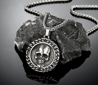Rockový náhrdelník z nerezové oceli s přívěskem Lebka