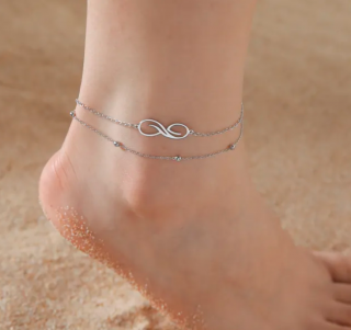 Vícevrstvý řetízek na nohu z nerezové oceli s přívěskem Nekonečna Druh barvy: Stříbrná