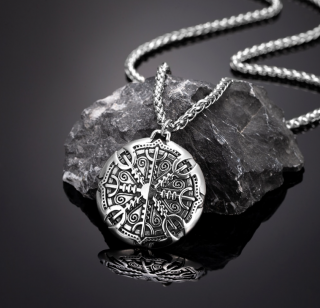 Vikingský náhrdelník Severský kompas  Vegvísir