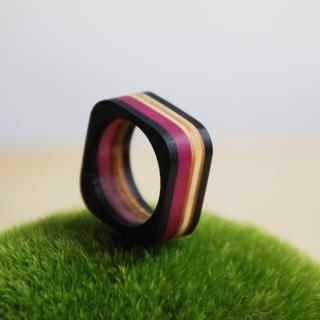 fifle / Black Frame / prsten / 162 barva: růžová / fuchsiová, velikost: 51