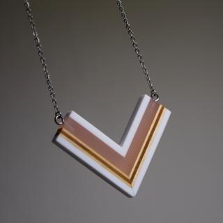 fifle / Elegant / náhrdelník / 81 barva: růžová v bílé