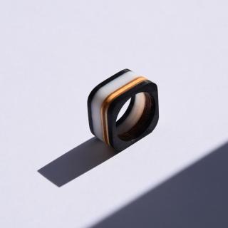 fifle / Elegant / prsteny / 34 barva: bílá v černé, velikost: 54