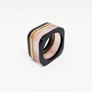 fifle / Elegant / prsteny / 34 barva: růžová v černé, velikost: na míru