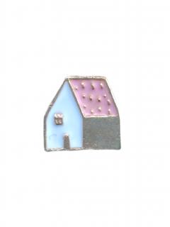 Bílo růžový odznak do klopy ve tvaru domku