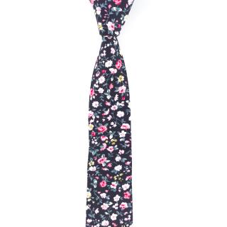 Černá pánská kravata s květinovým vzorem
