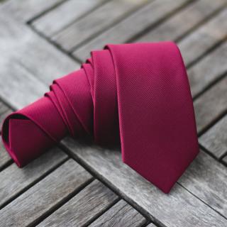 Vínová pánská kravata