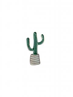 Zelený odznak do klopy ve tvaru kaktusu