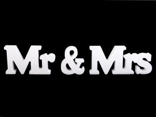 Dřevěná dekorace Mr a Mrs