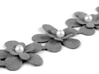 Prýmek květ s perlou - imitace broušené kůže šíře 36 mm
