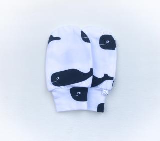 Novorozenecké rukavičky Materiál: Biobavlna, Velikost: 4-6 m, Vzor: černé velryby na bílé