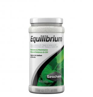 Seachem Equilibrium Velikost balení: 300 g